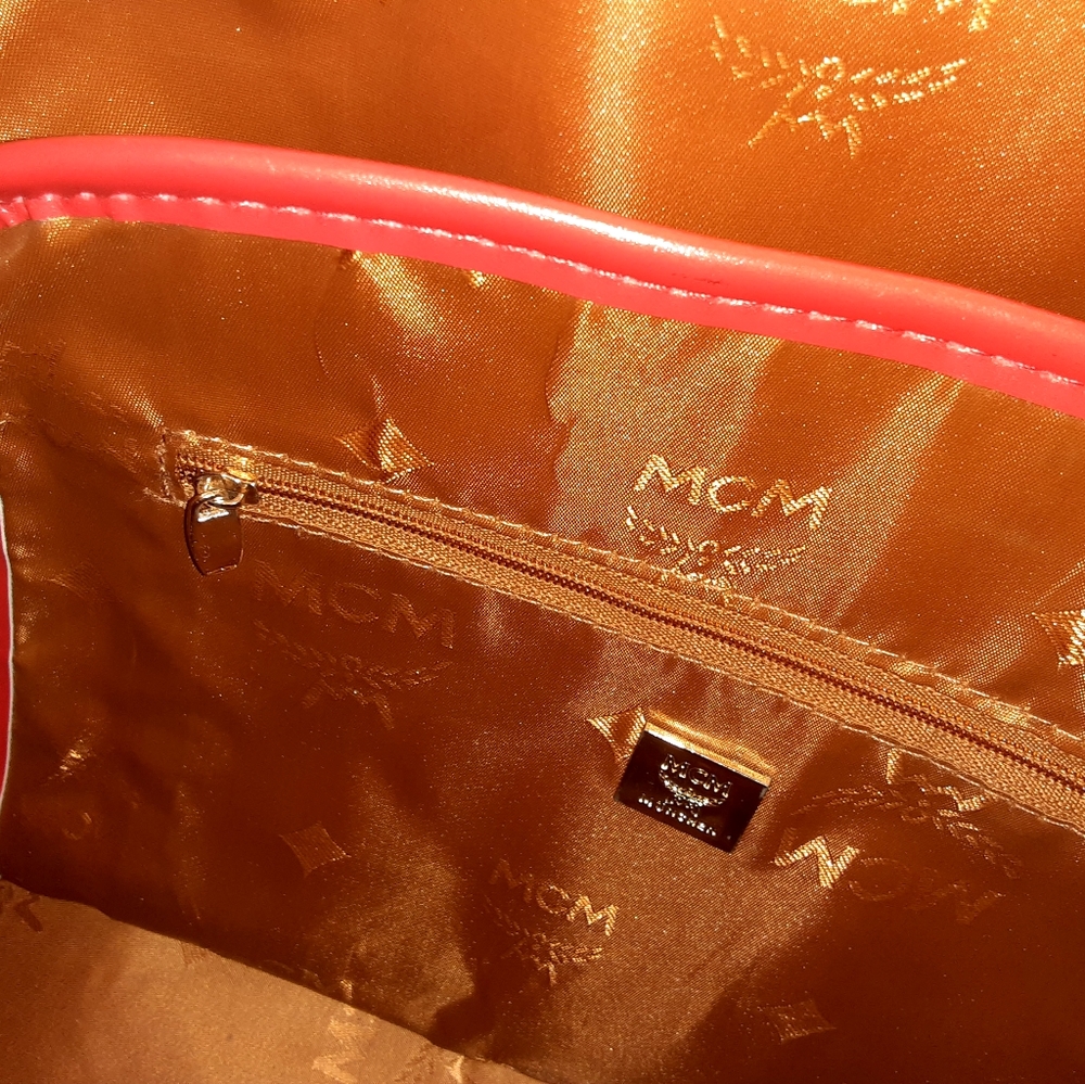 MCM red Backpack - Picture 3 of 3
